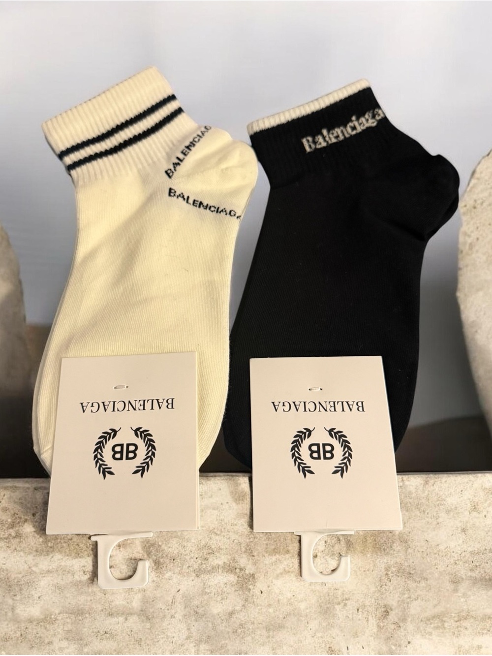 Balenciaga  Ankle Socks - Black & White 2 pairs unisex new small - medium